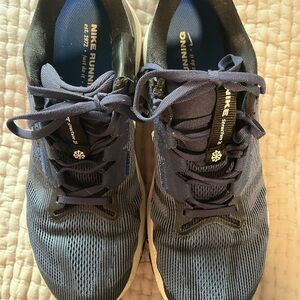 Nike Men's Air Zoom Structure 25 Sz 9.5